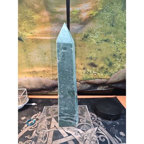4.69lbs 12in Tall Green Jasper Crystal Point Tower Healing - Picture 3 of 10